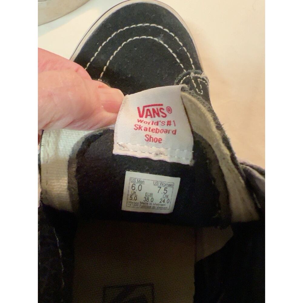 Vans Old Skool Black White Low Top Skate Shoes Men 7 Women 8.5 Classic - Picture 10 of 10